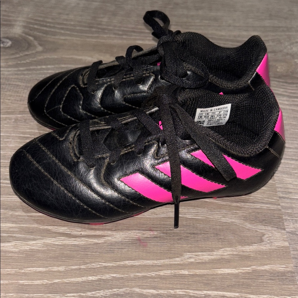 Adidas Black Cleats with Pink Highlights - Size 11K - Picture 2 of 7